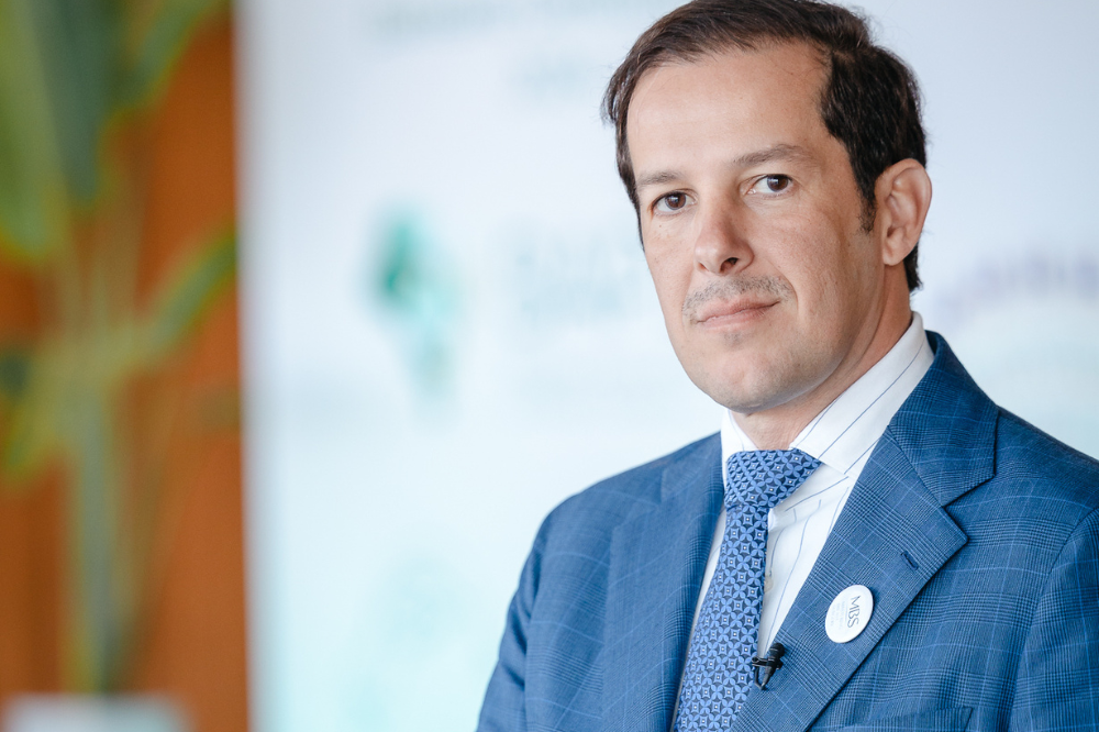 Prótese com recuperação rápida